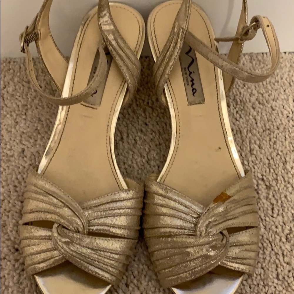 Short champagne Nina heels